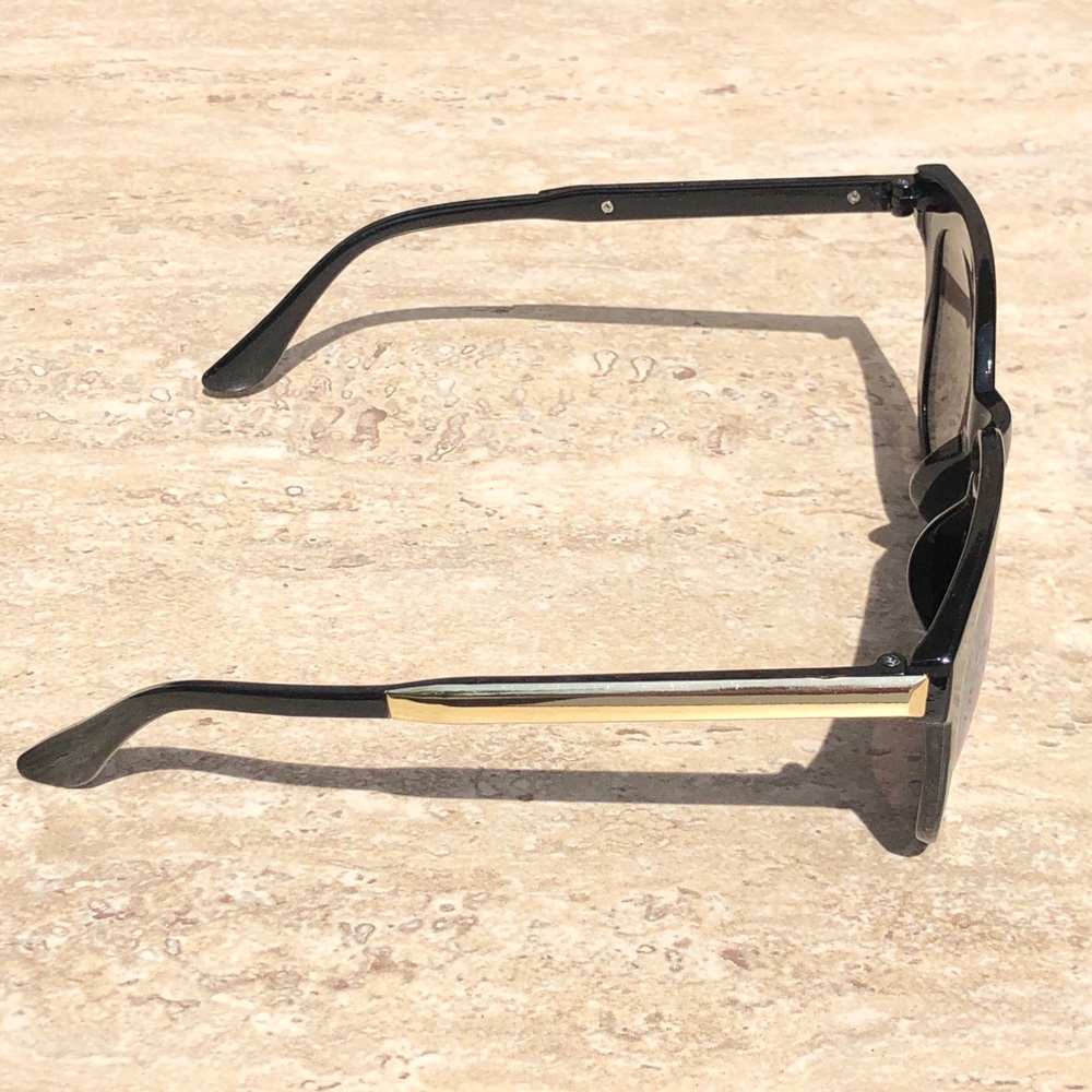 Black & Pink Statement Mirror Lense Sunglasses - Picture 4 of 9
